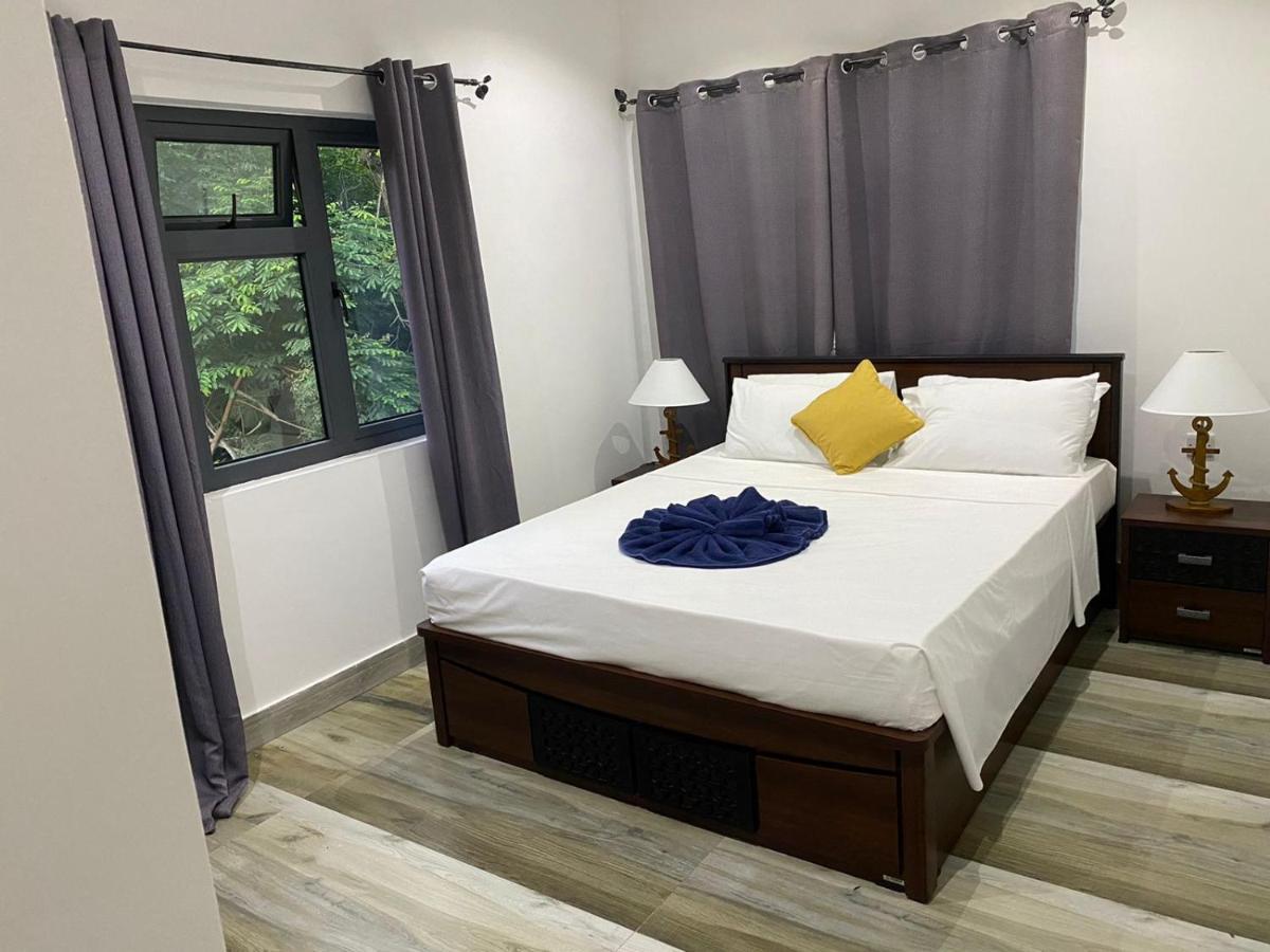 Jasmine Stay Self-Catering Apartments Victoria Extérieur photo