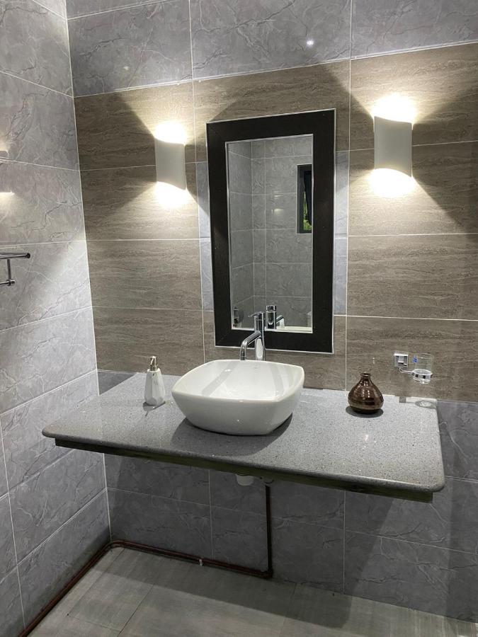Jasmine Stay Self-Catering Apartments Victoria Extérieur photo